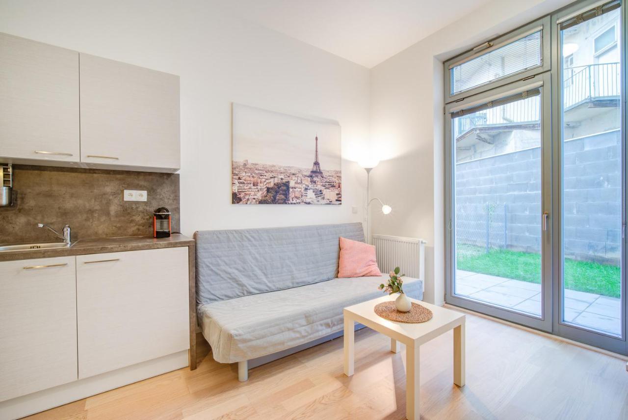 Studio Vlnena Apartment Бърно Екстериор снимка